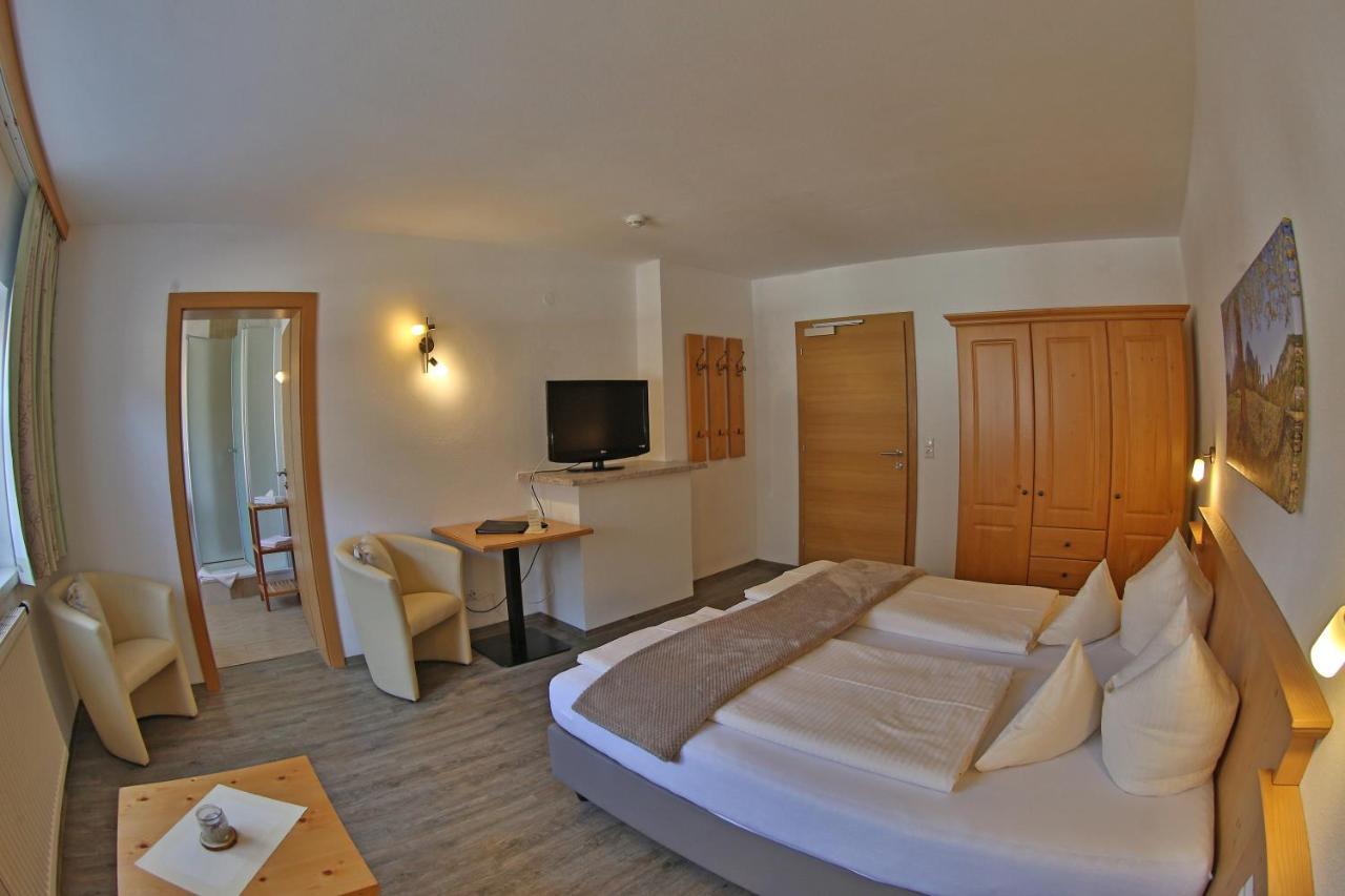 Frankenhof Hotel ชาร์นิทซ์ ภายนอก รูปภาพ